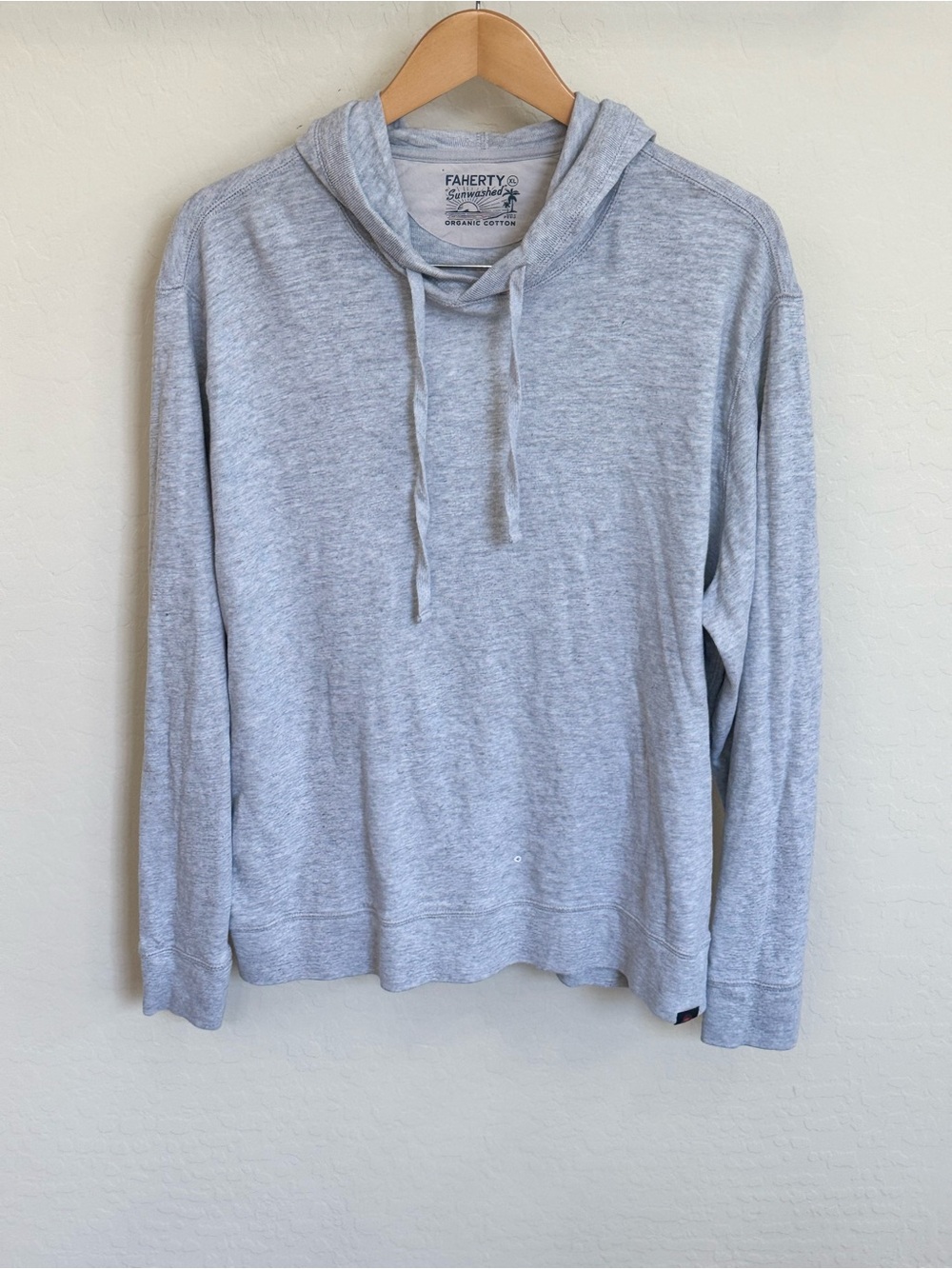 Faherty Men's Sunwashed Organic Cotton Slub Hoodie Light Grey XL
